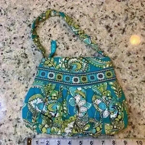 Vera Bradley Bucket Purse Peacock Green Paisley Small